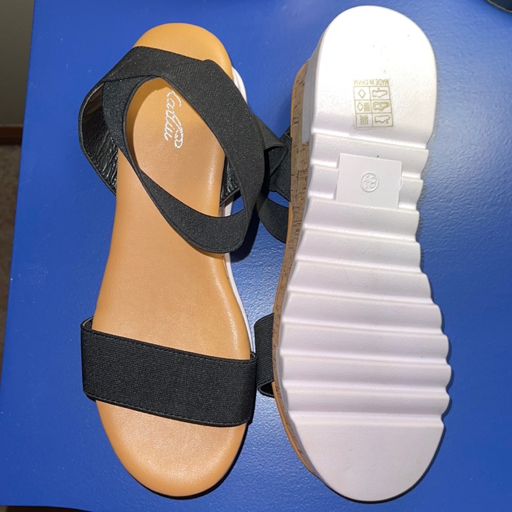 Platform sandals